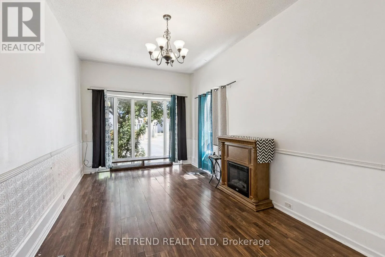 219 ERIE AVENUE
