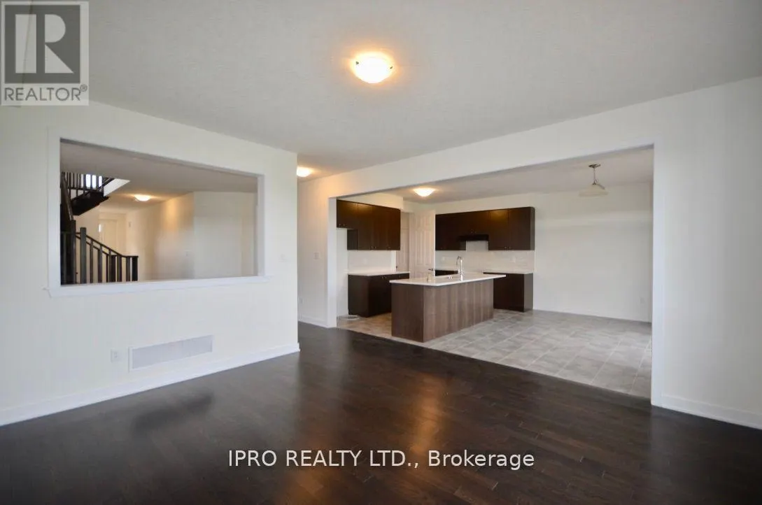166 AVIRON CRESCENT