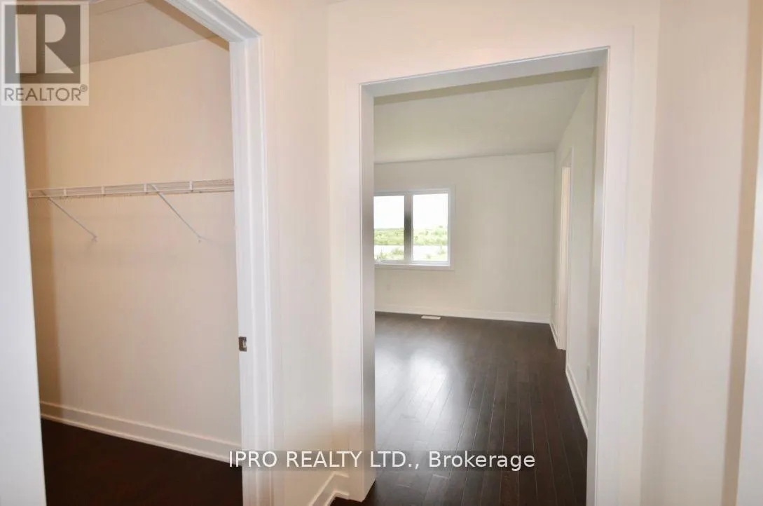 166 AVIRON CRESCENT