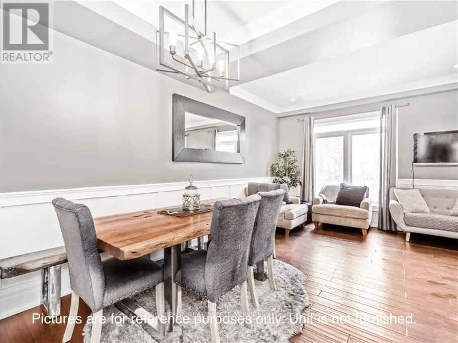 59 SOUTHSHORE CRESCENT