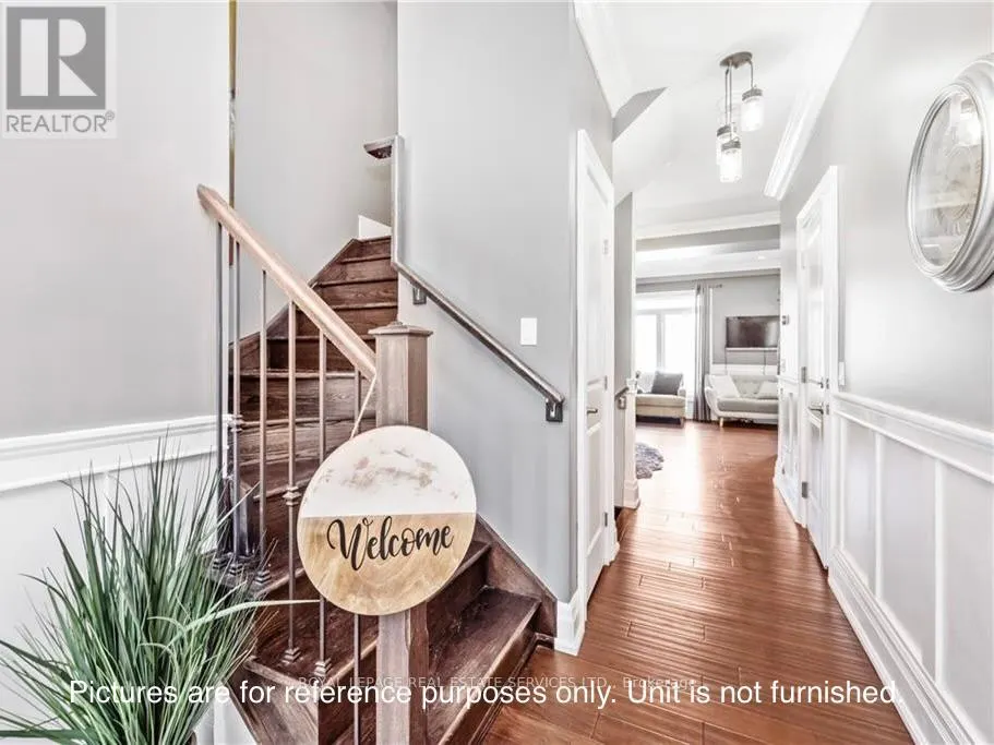 59 SOUTHSHORE CRESCENT