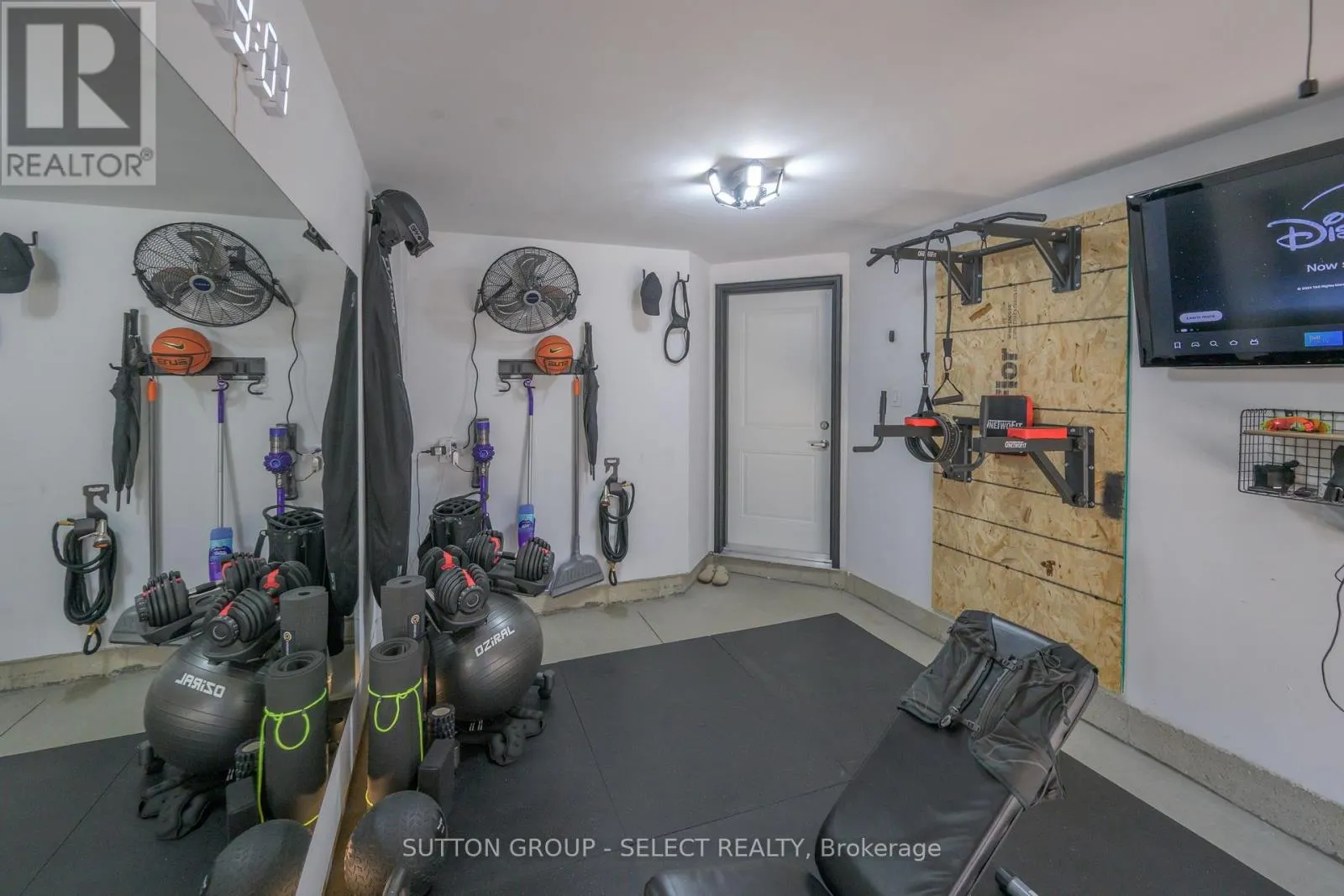 39 - 177 EDGEVALLEY ROAD, #39