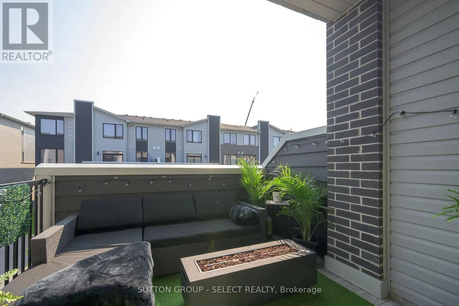 39 - 177 EDGEVALLEY ROAD, #39