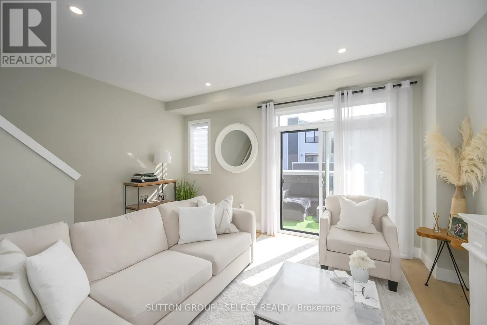39 - 177 EDGEVALLEY ROAD, #39