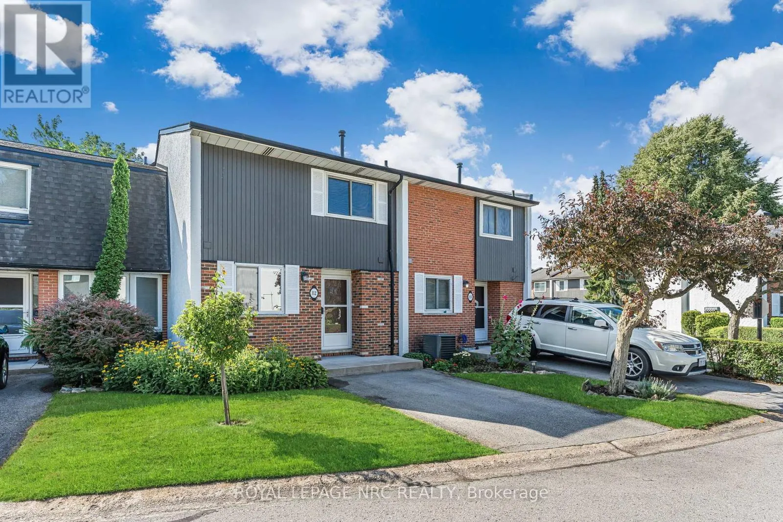 112 - 77 LINWELL ROAD, #112