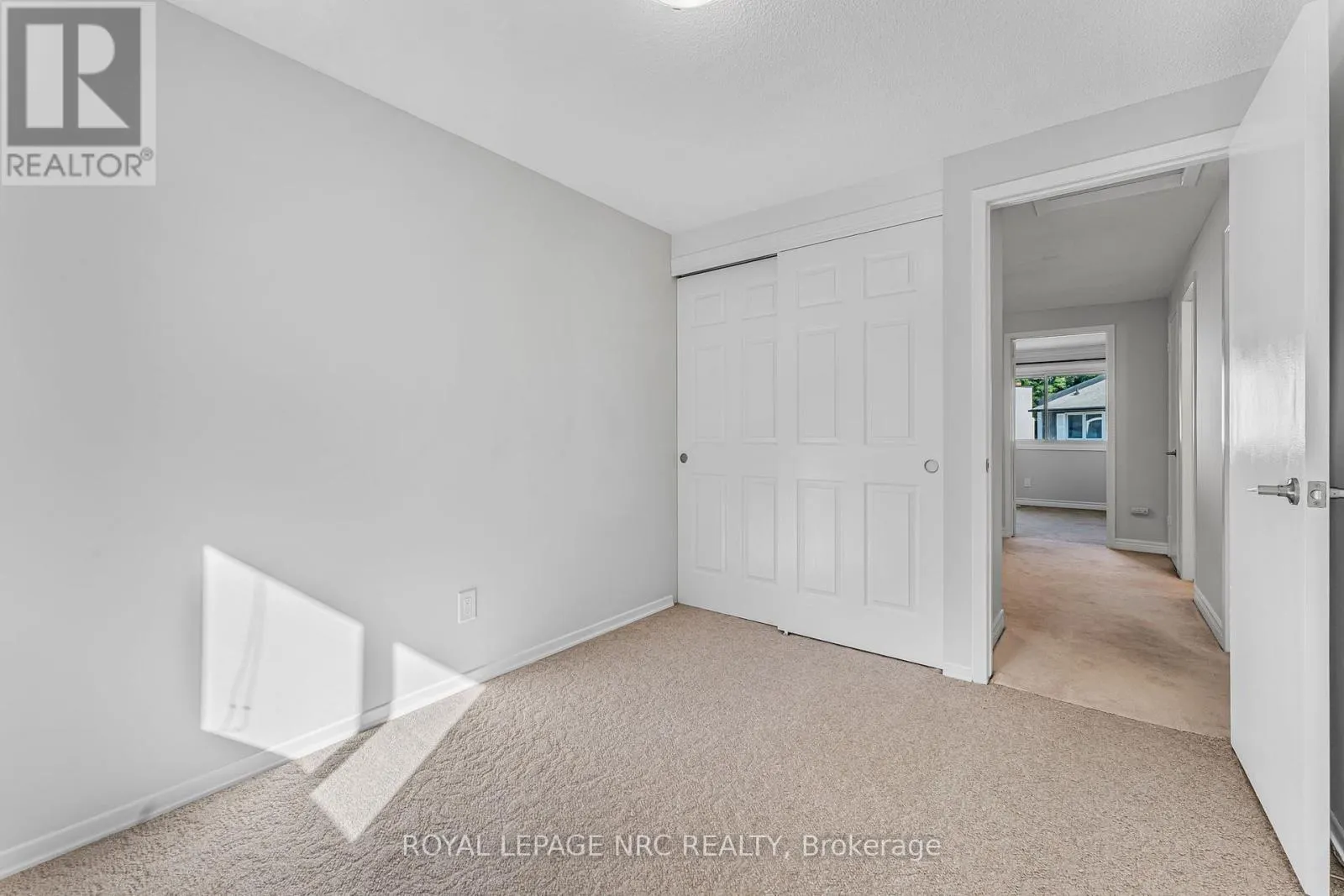 112 - 77 LINWELL ROAD, #112