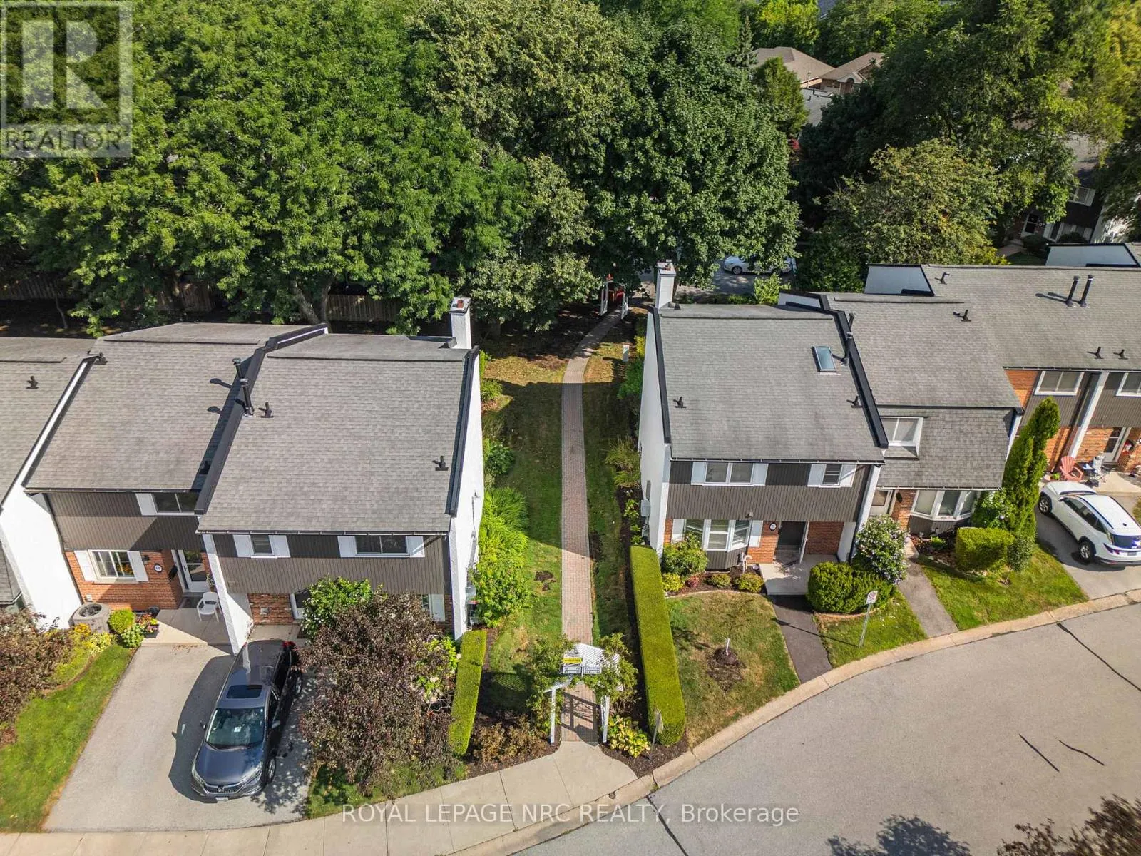 112 - 77 LINWELL ROAD, #112