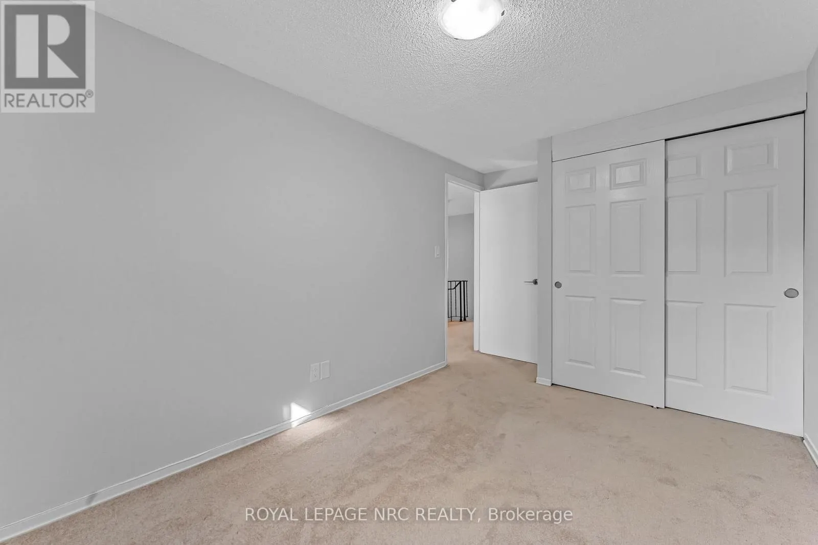 112 - 77 LINWELL ROAD, #112