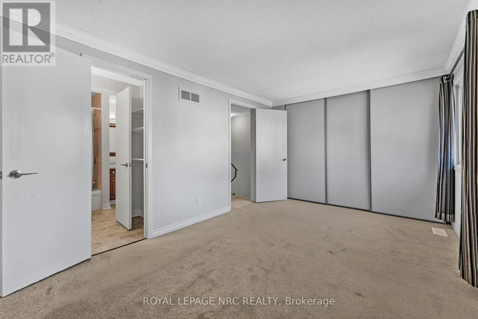 112 - 77 LINWELL ROAD, #112