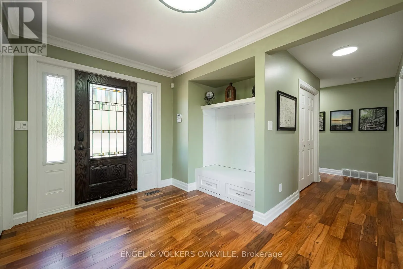 15578 NIAGARA PARKWAY