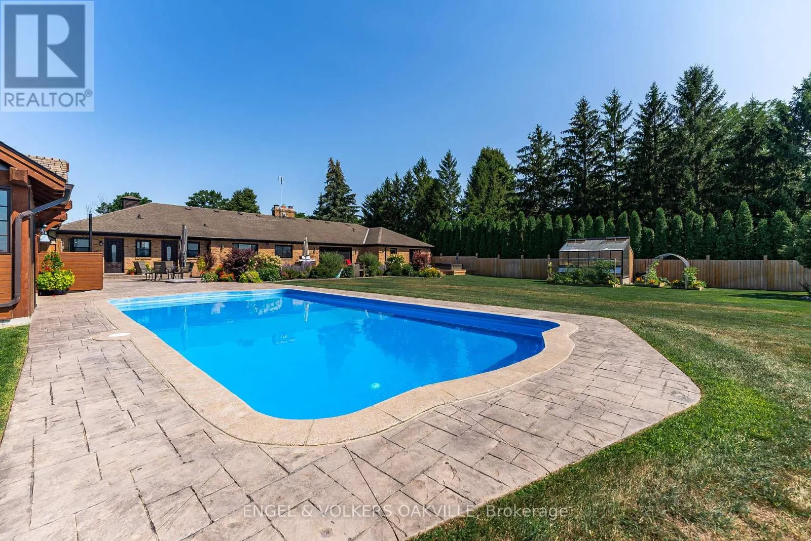 15578 NIAGARA PARKWAY
