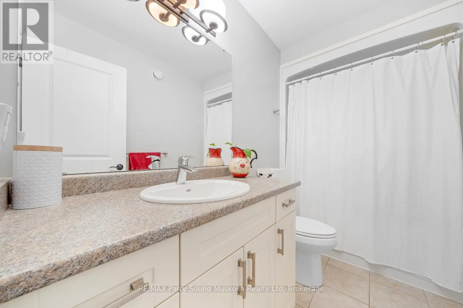 107 - 11C SALT DOCK ROAD, #107