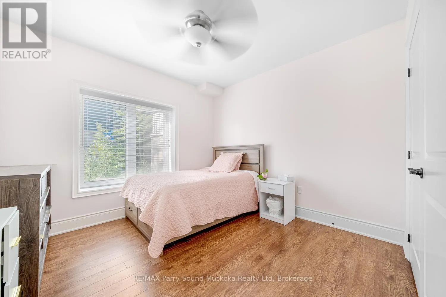107 - 11C SALT DOCK ROAD, #107