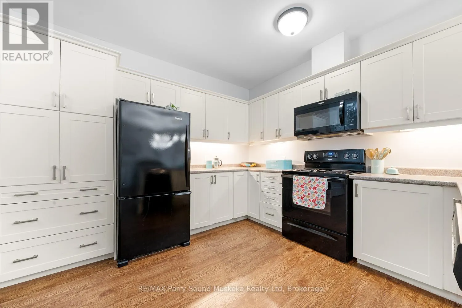 107 - 11C SALT DOCK ROAD, #107