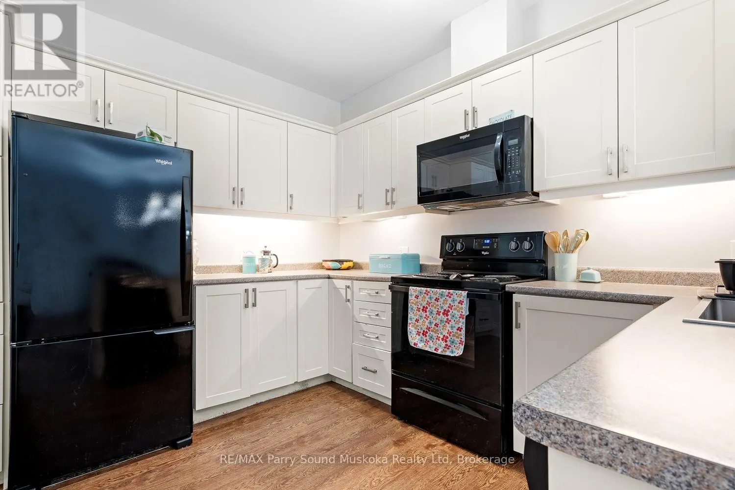 107 - 11C SALT DOCK ROAD, #107