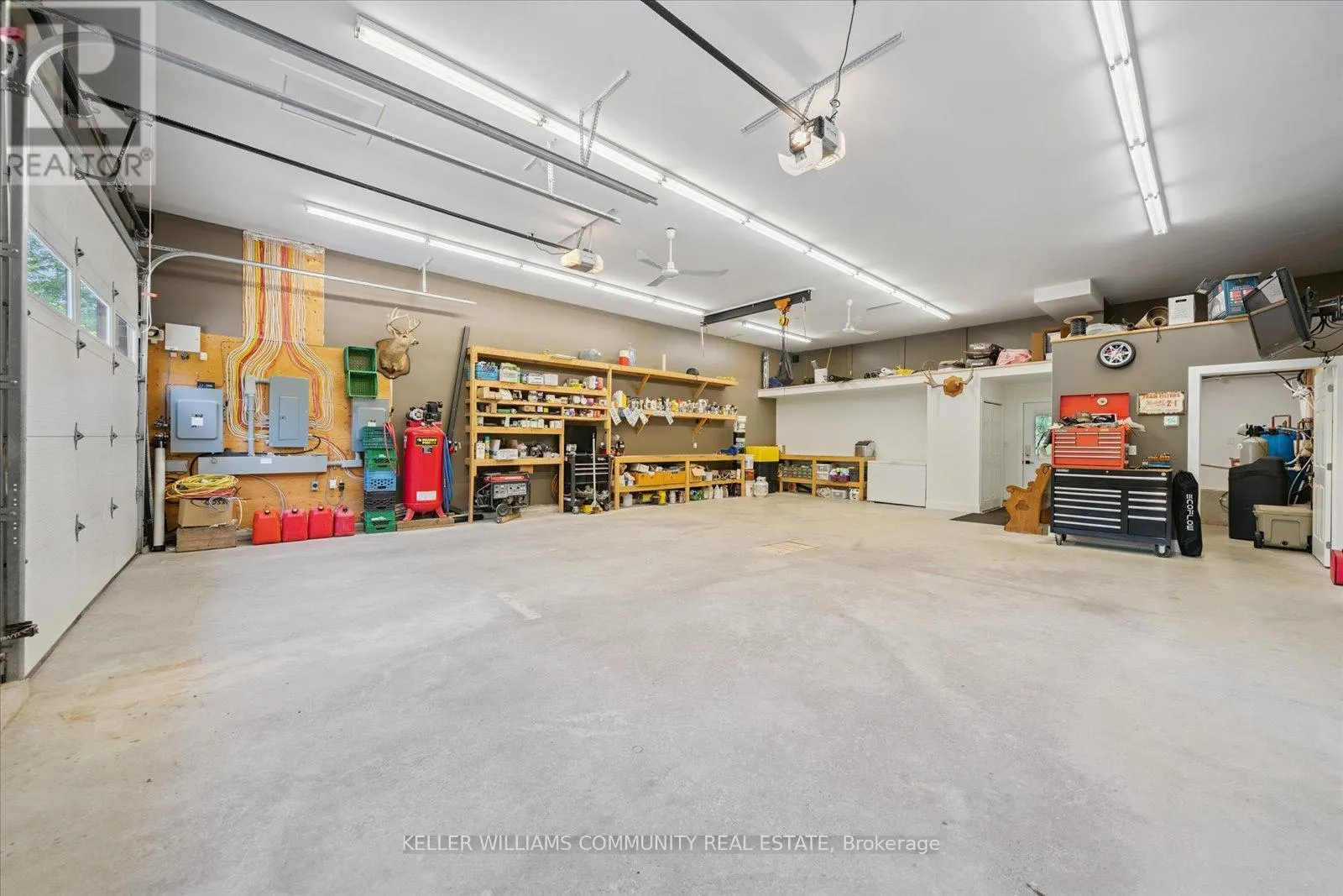 33 LAPLANTES ROAD
