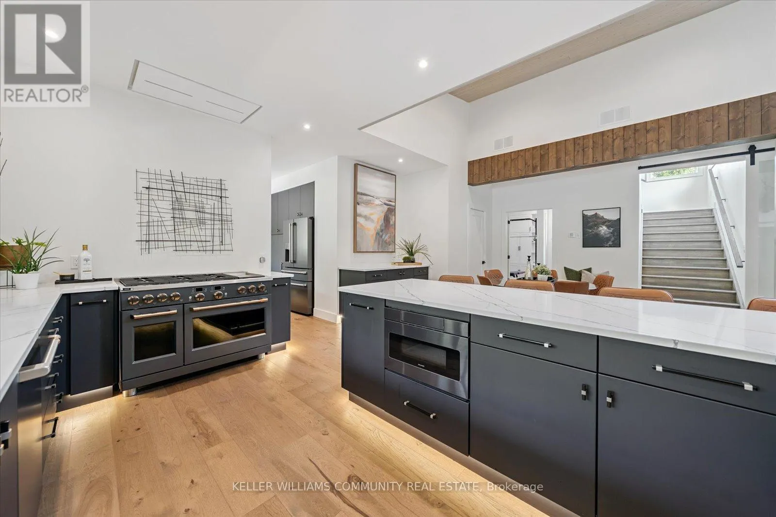 33 LAPLANTES ROAD