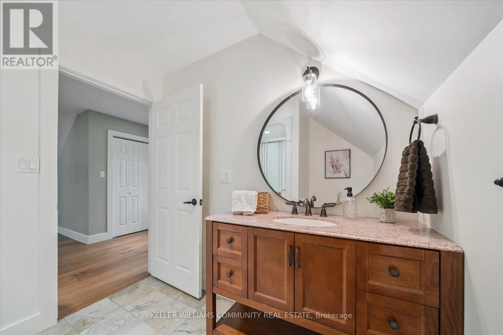 33 LAPLANTES ROAD