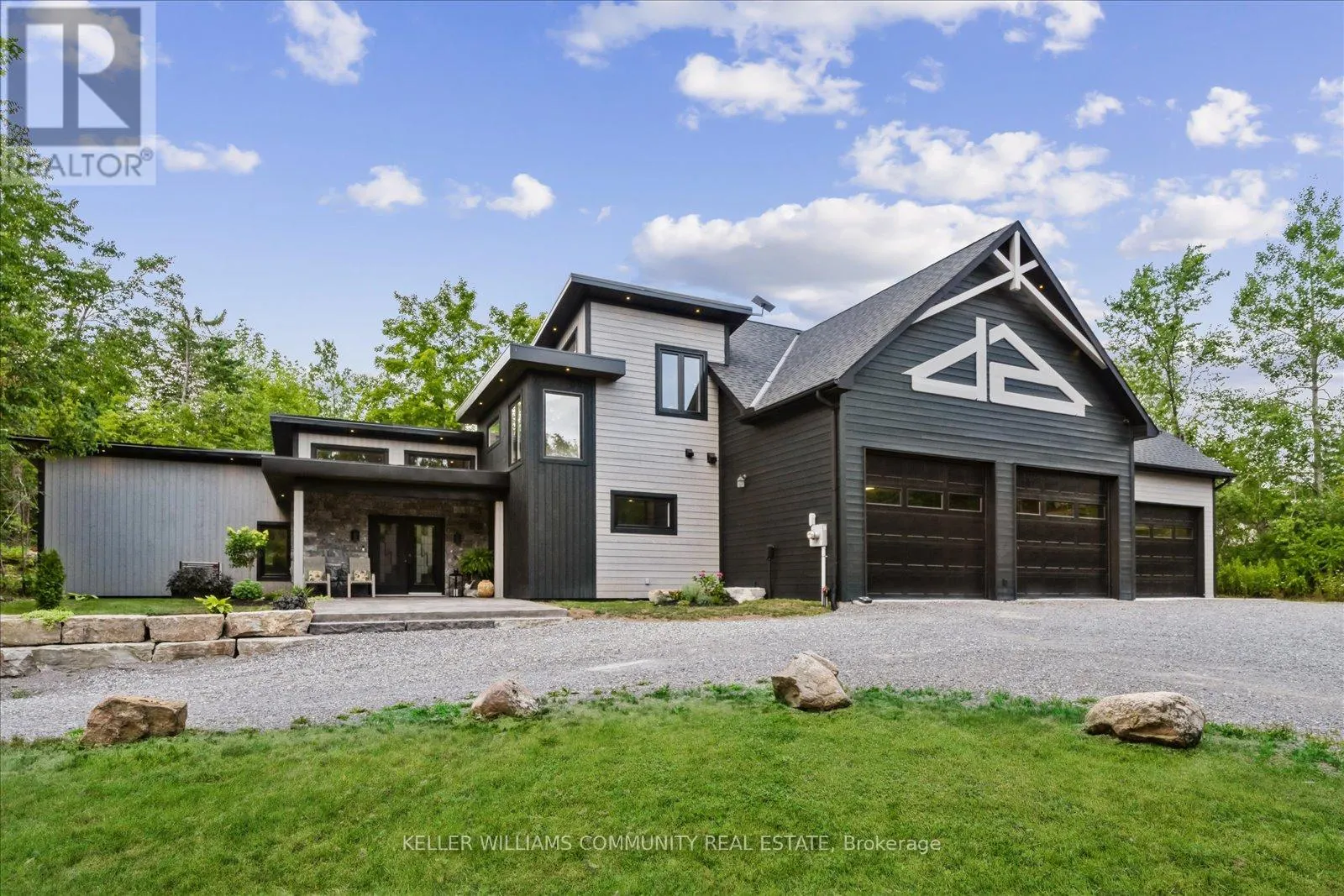 33 LAPLANTES ROAD