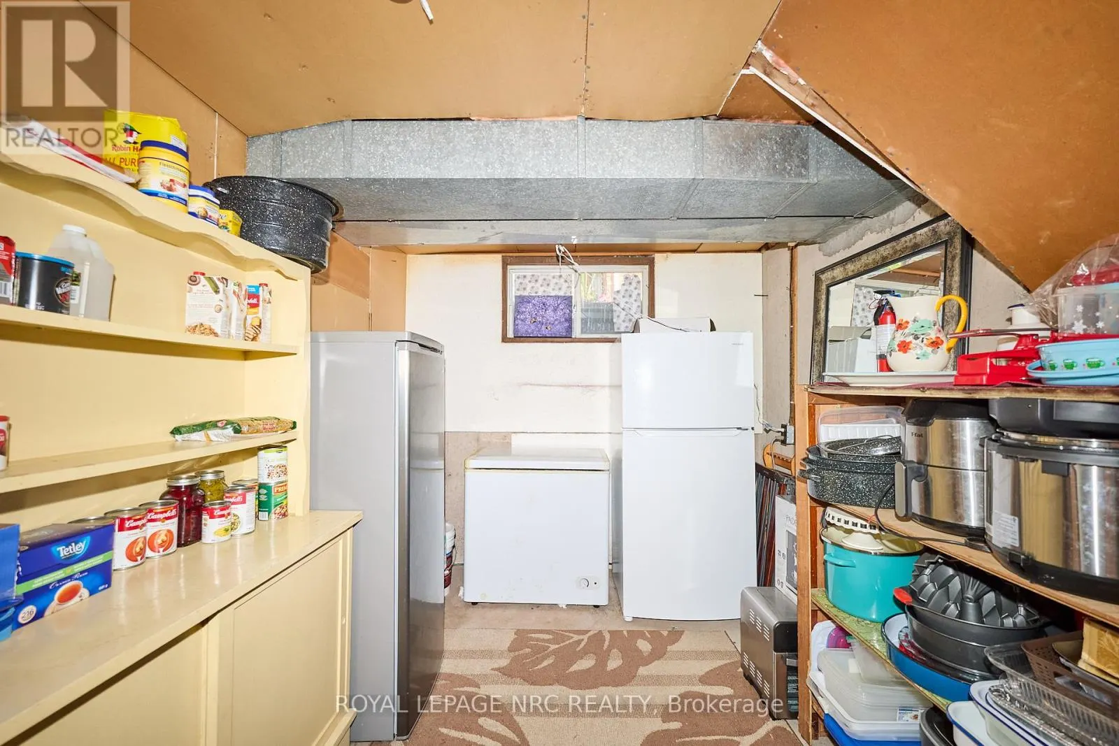 5875 ST. ANTHONY CRESCENT