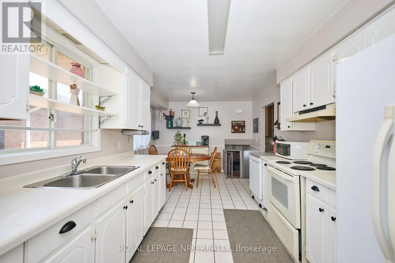 5875 ST. ANTHONY CRESCENT