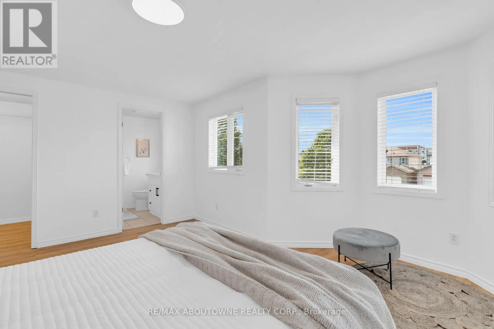 11 BUSHMILLS CRESCENT