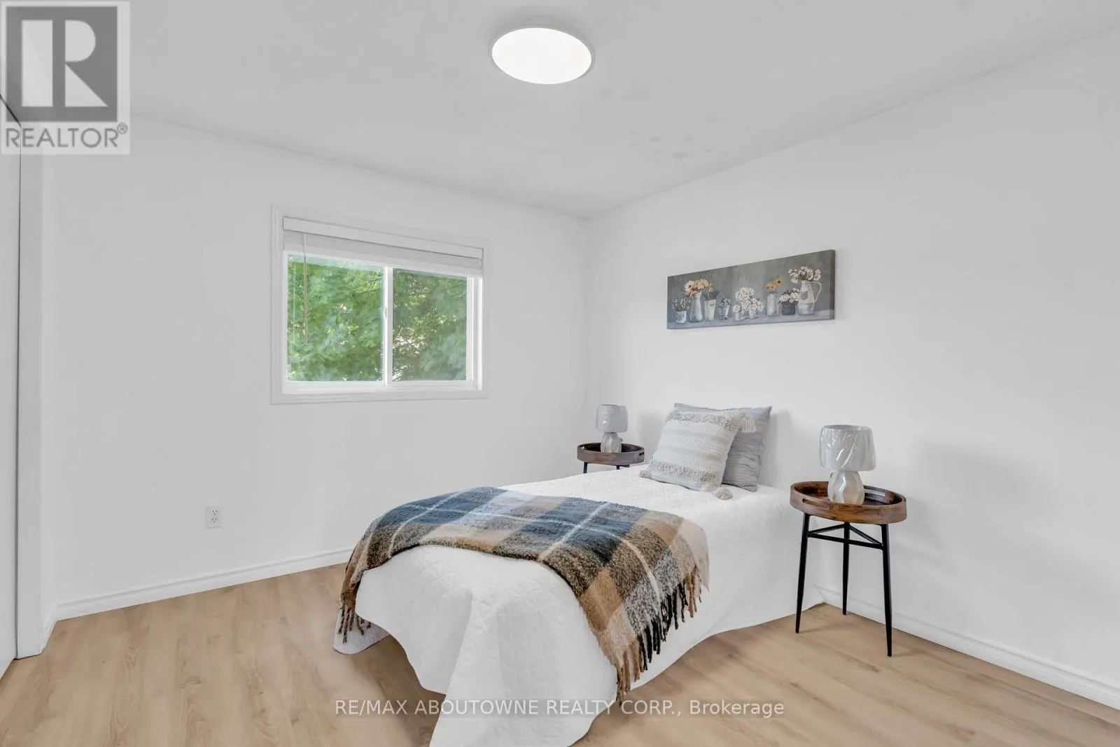 11 BUSHMILLS CRESCENT