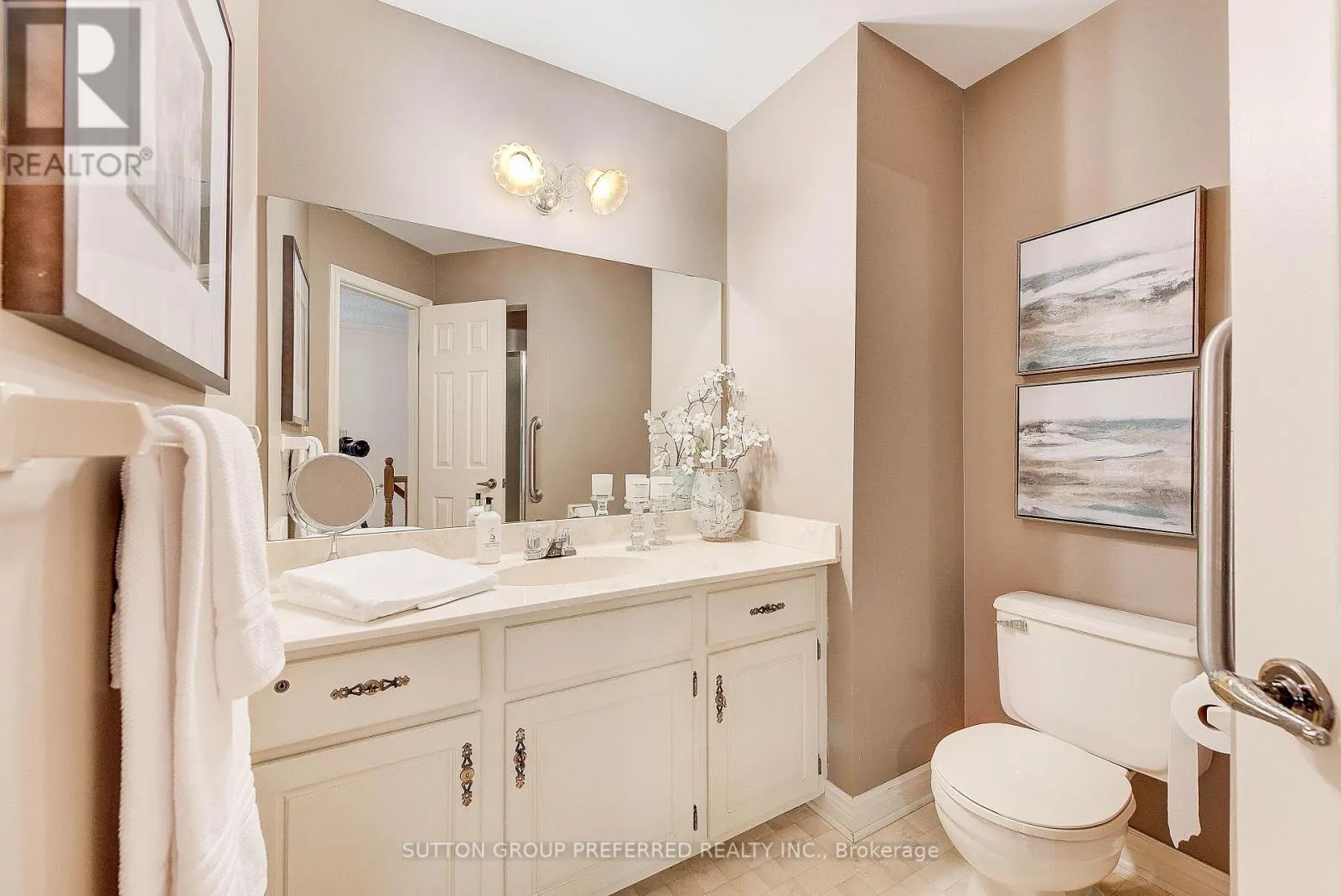 19 - 93 PINE VALLEY GATE, #19