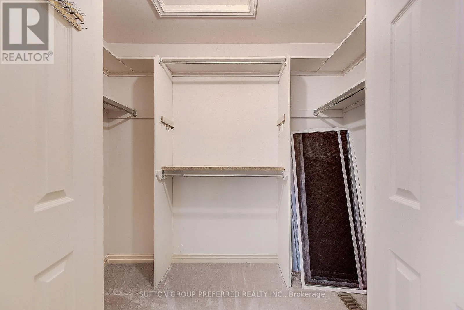 19 - 93 PINE VALLEY GATE, #19