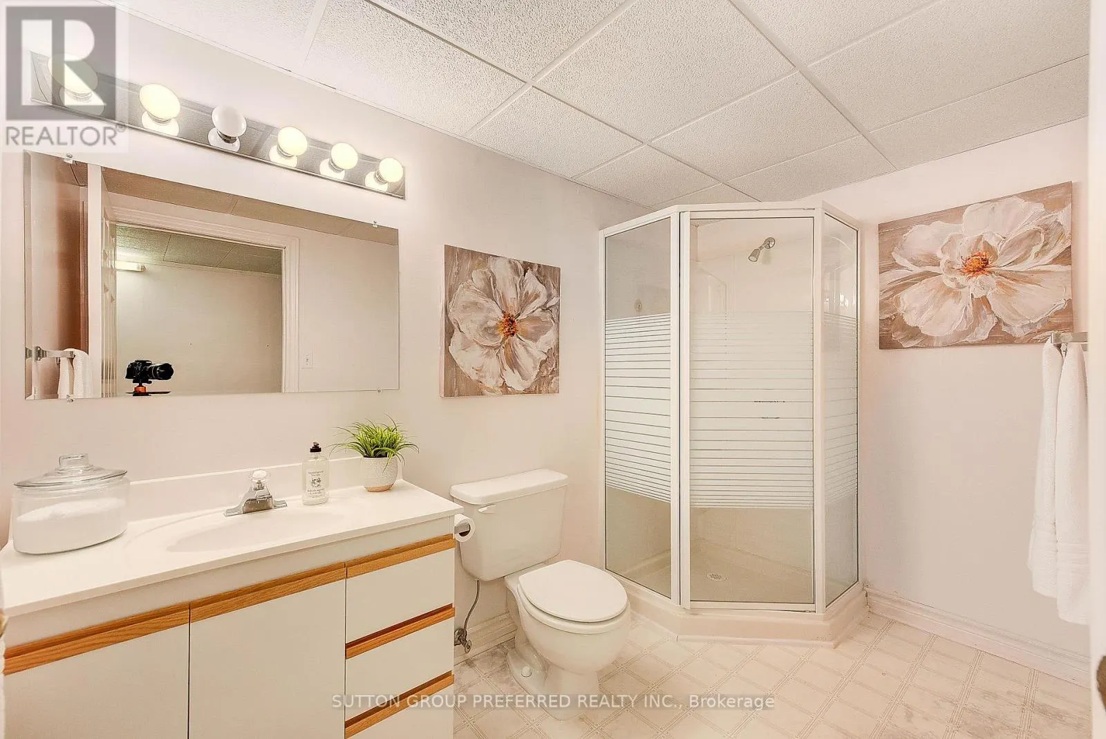 19 - 93 PINE VALLEY GATE, #19