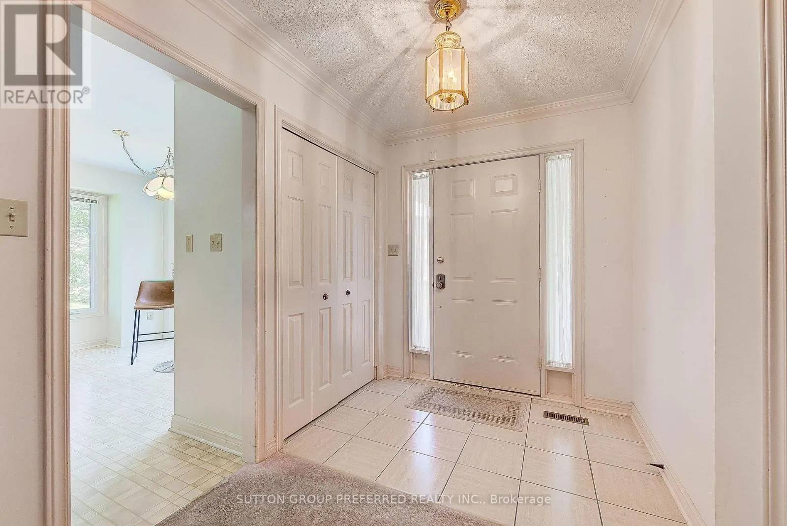 19 - 93 PINE VALLEY GATE, #19