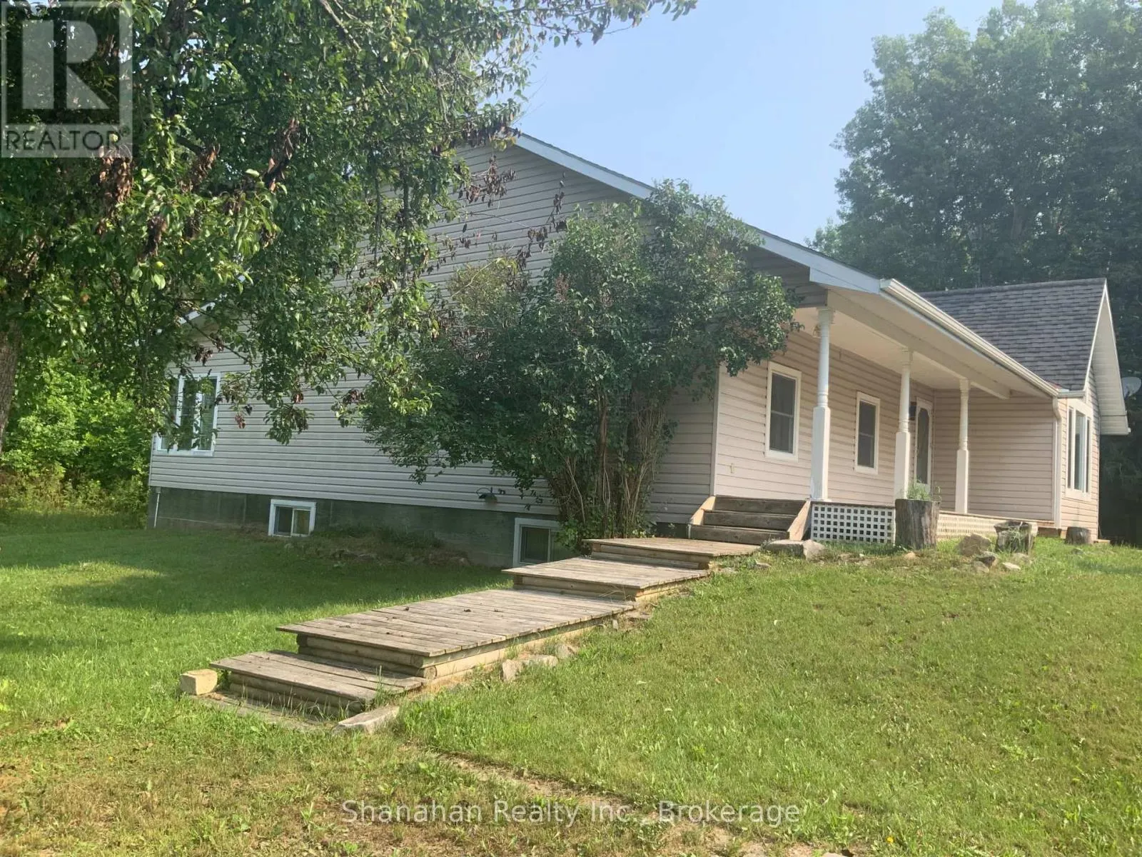 20 CAPE HURD ROAD