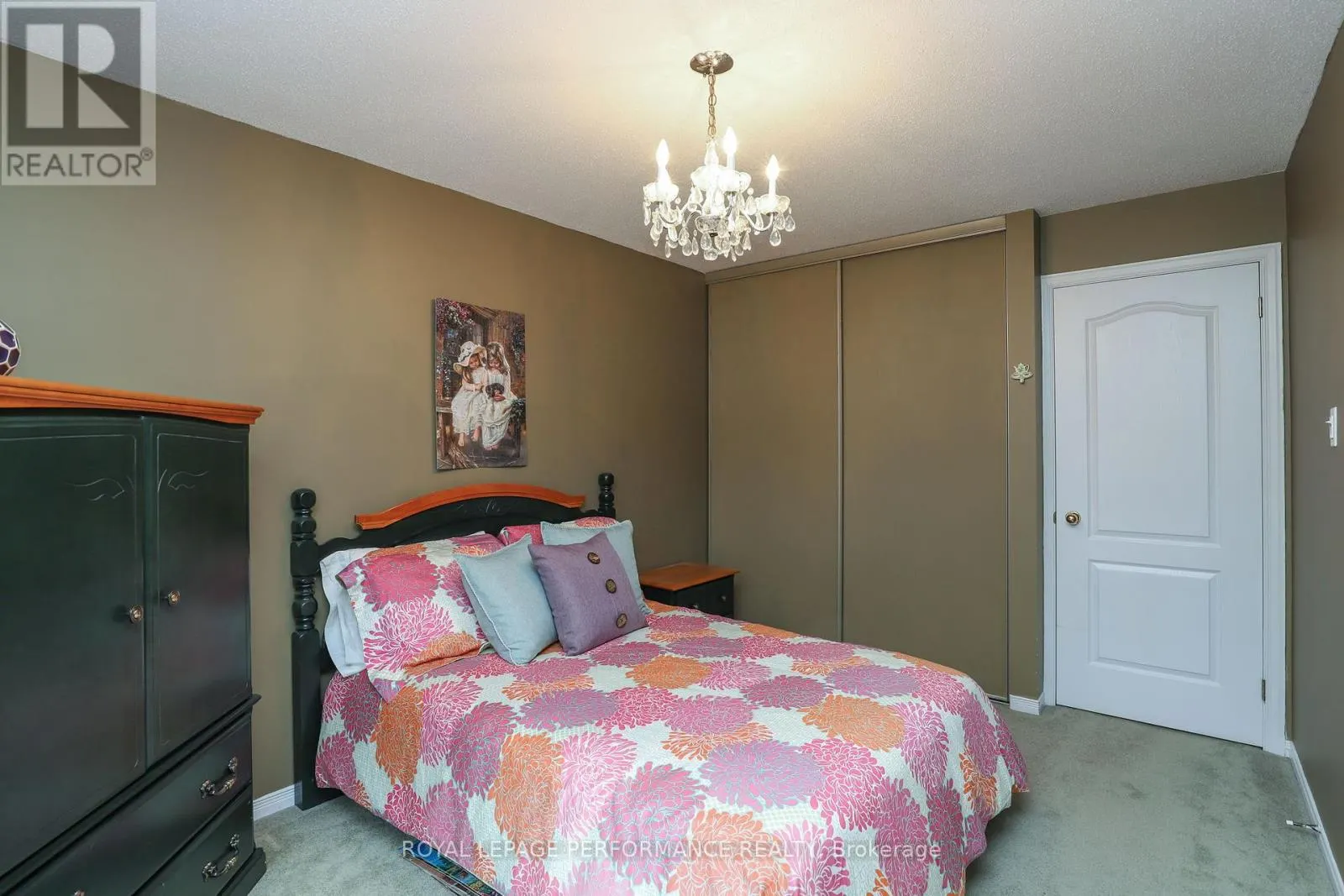 104 STONEBRIAR DRIVE