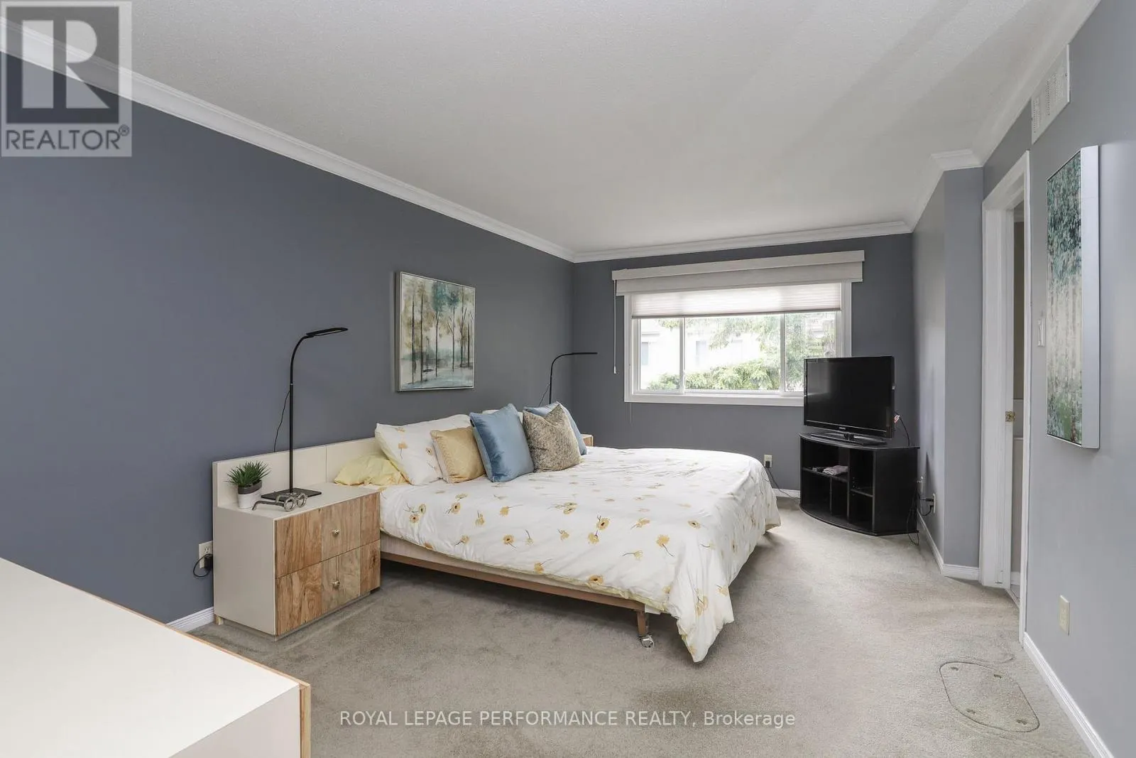 104 STONEBRIAR DRIVE