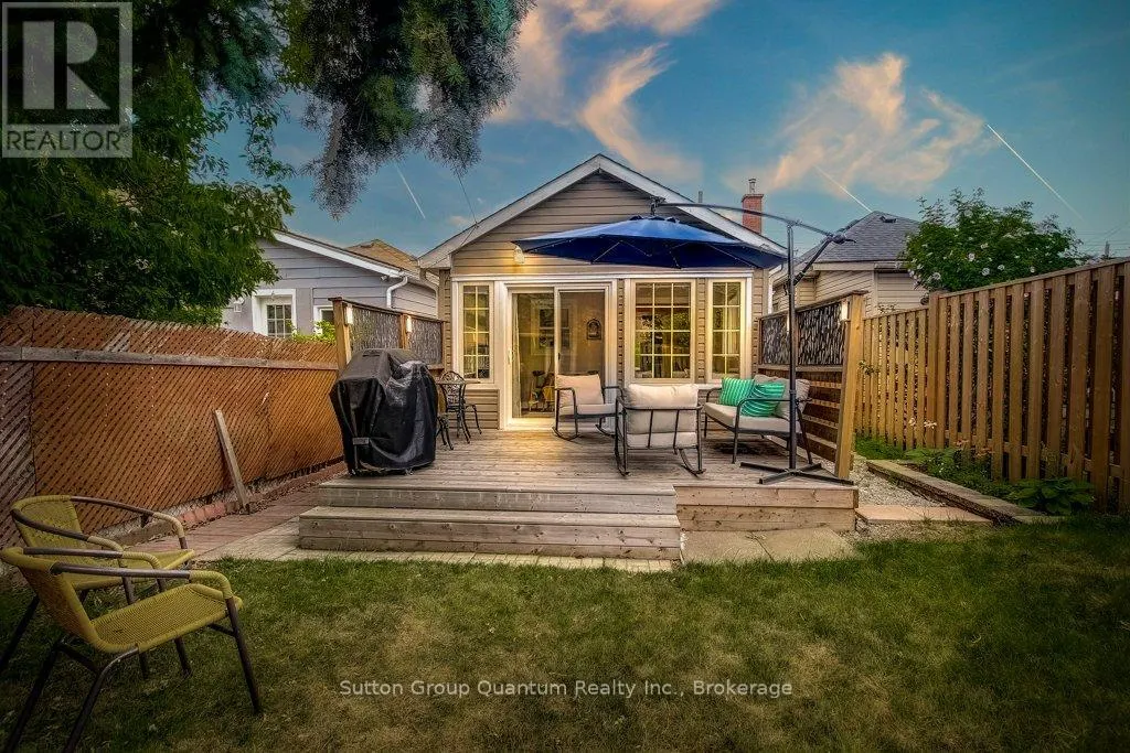 34 VANSITMART AVENUE