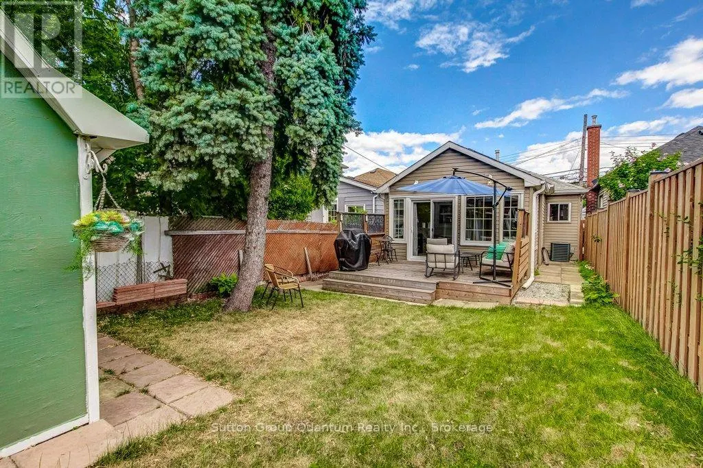 34 VANSITMART AVENUE