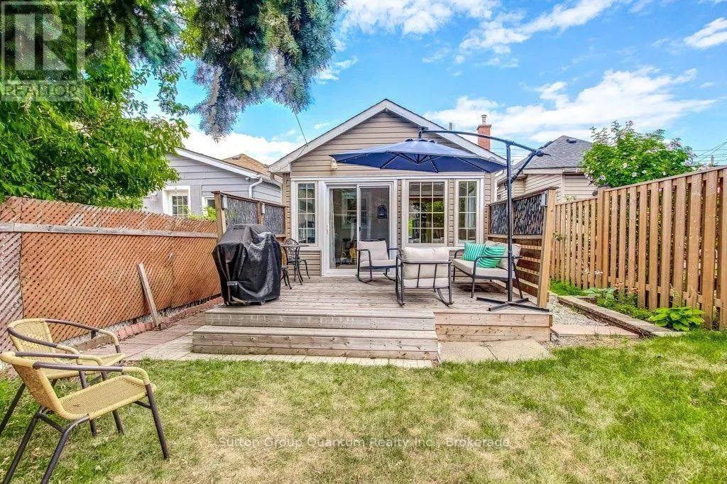 34 VANSITMART AVENUE