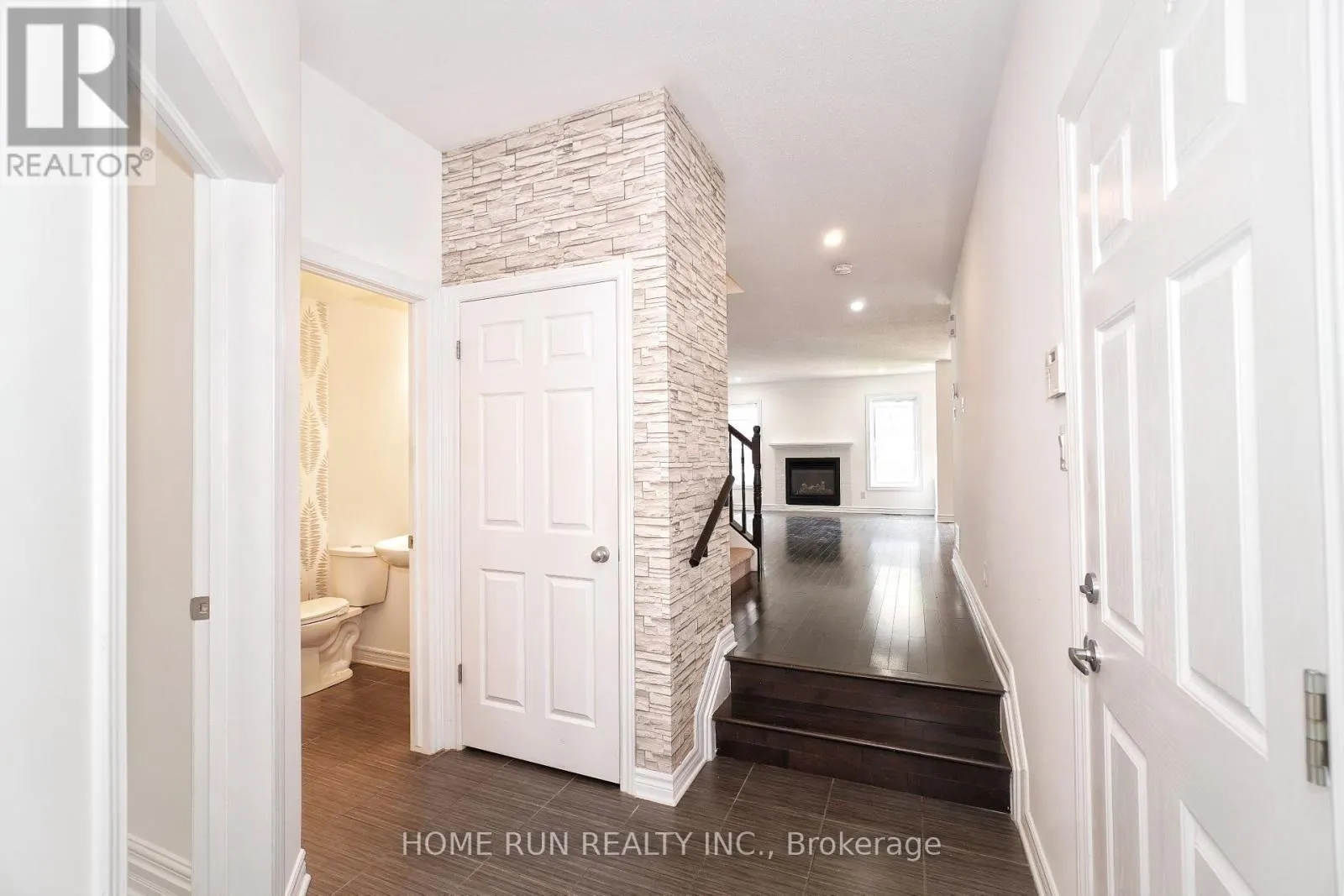 376 BALINROAN CRESCENT