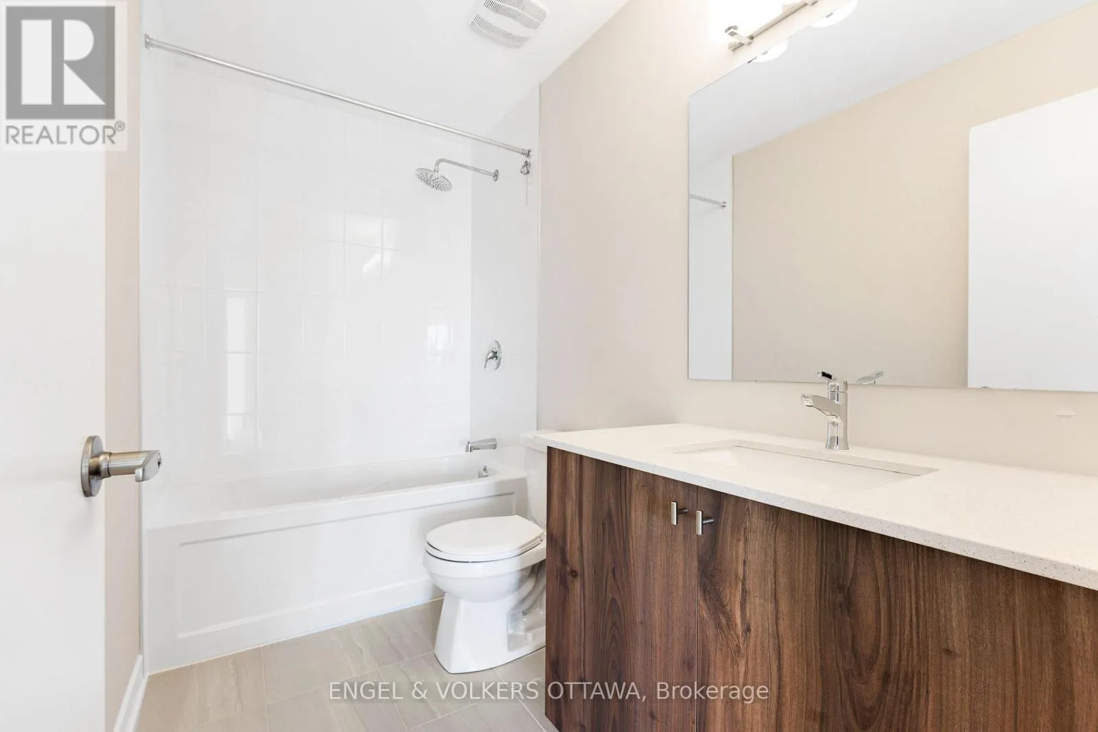 328 CATSFOOT WALK