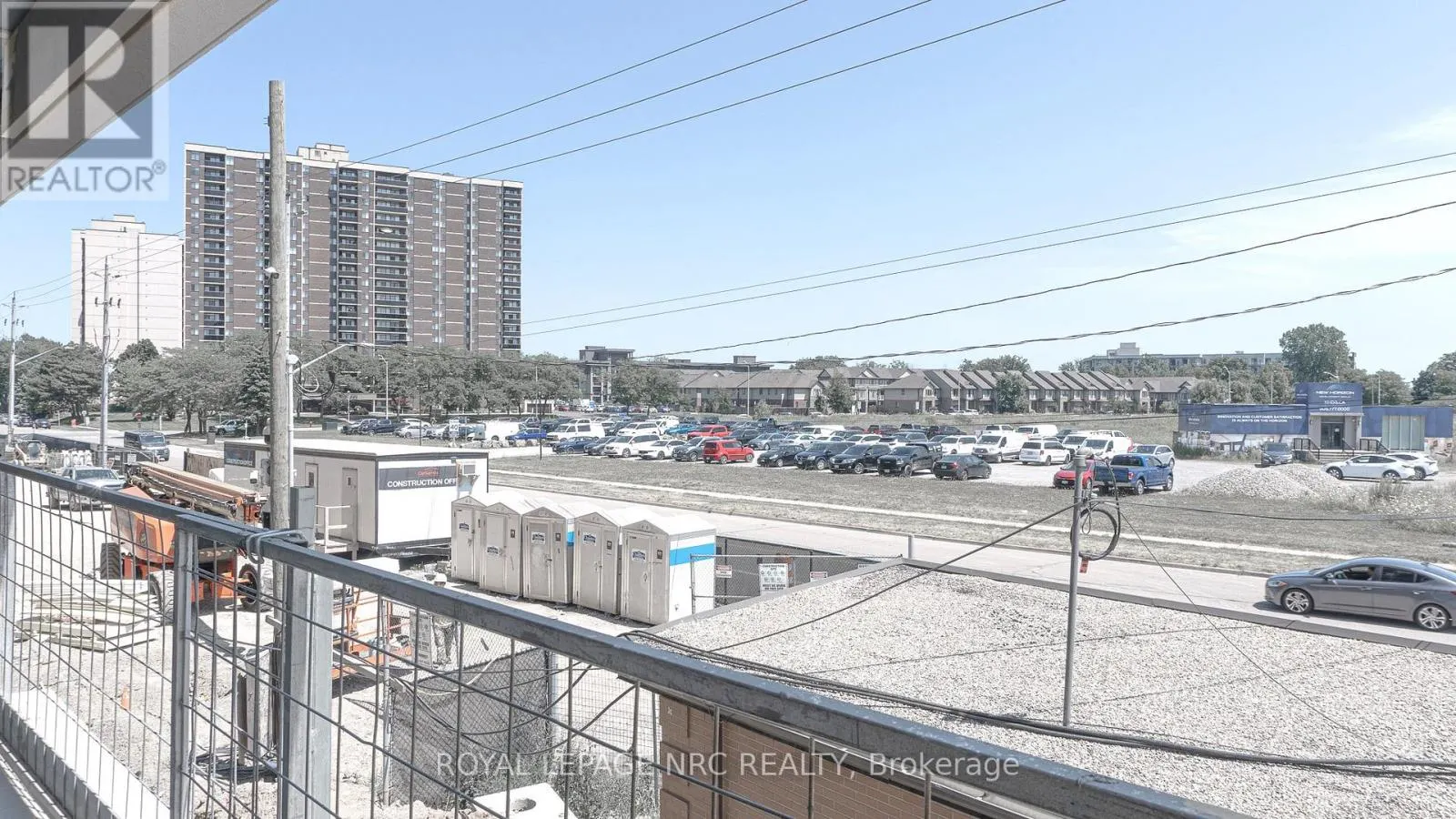 223 - 461 GREEN ROAD, #223