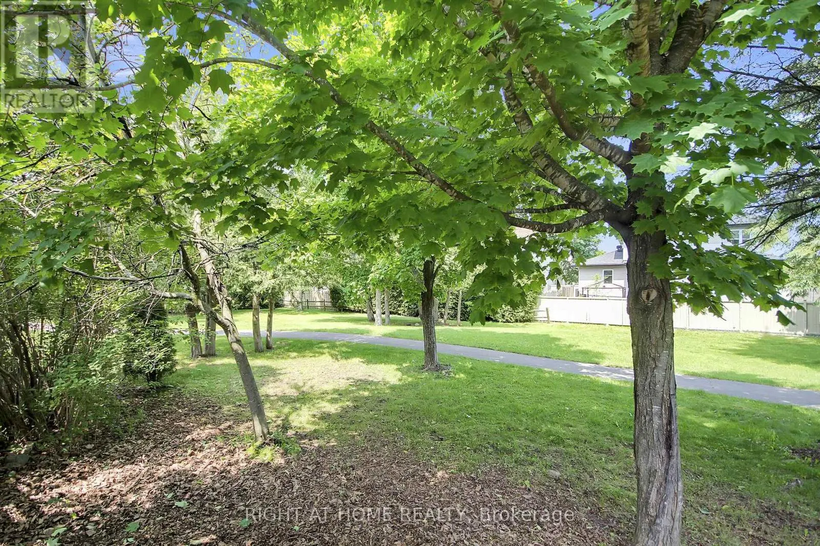 13 SIROCCO CRESCENT