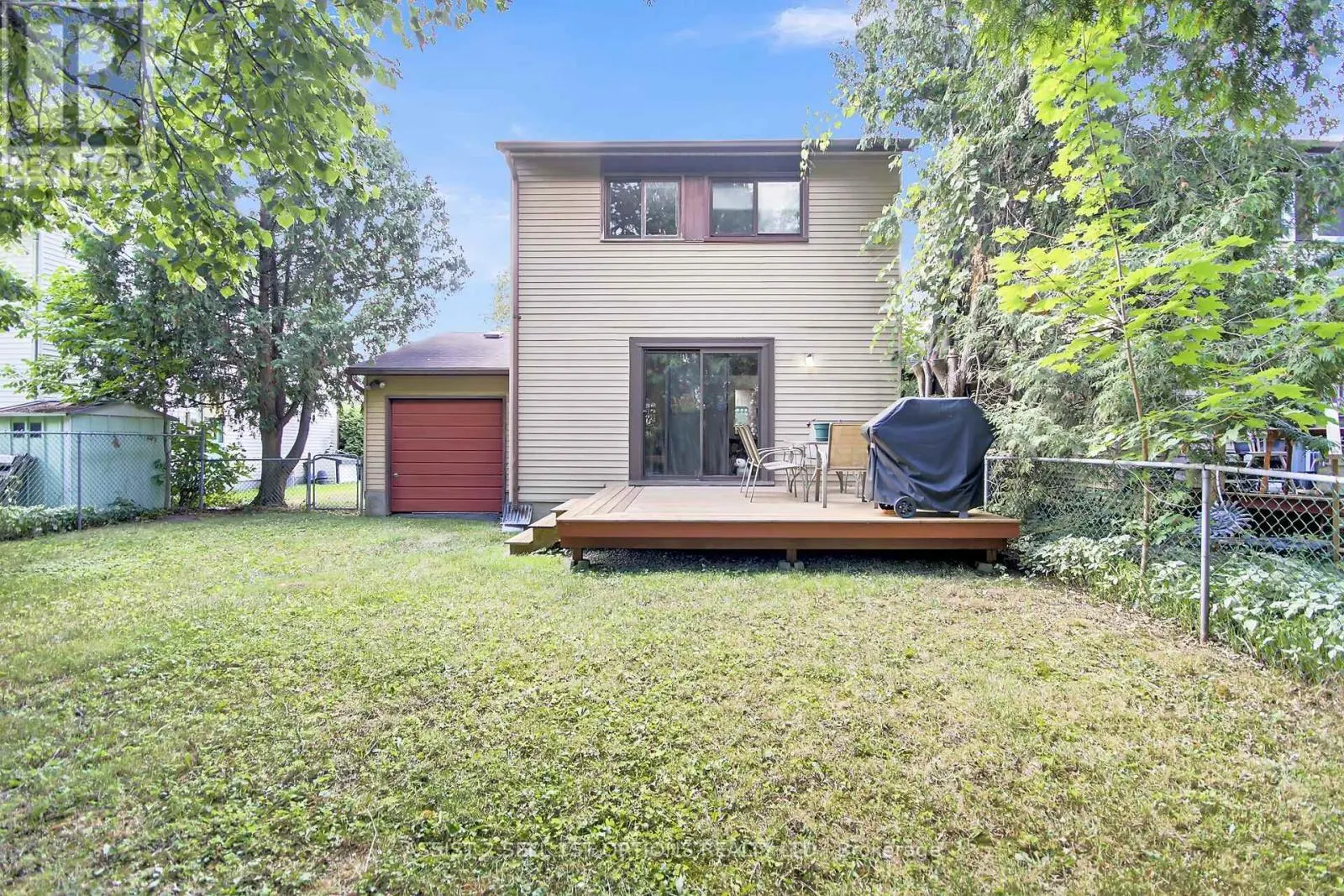 26 BERKSHIRE WAY