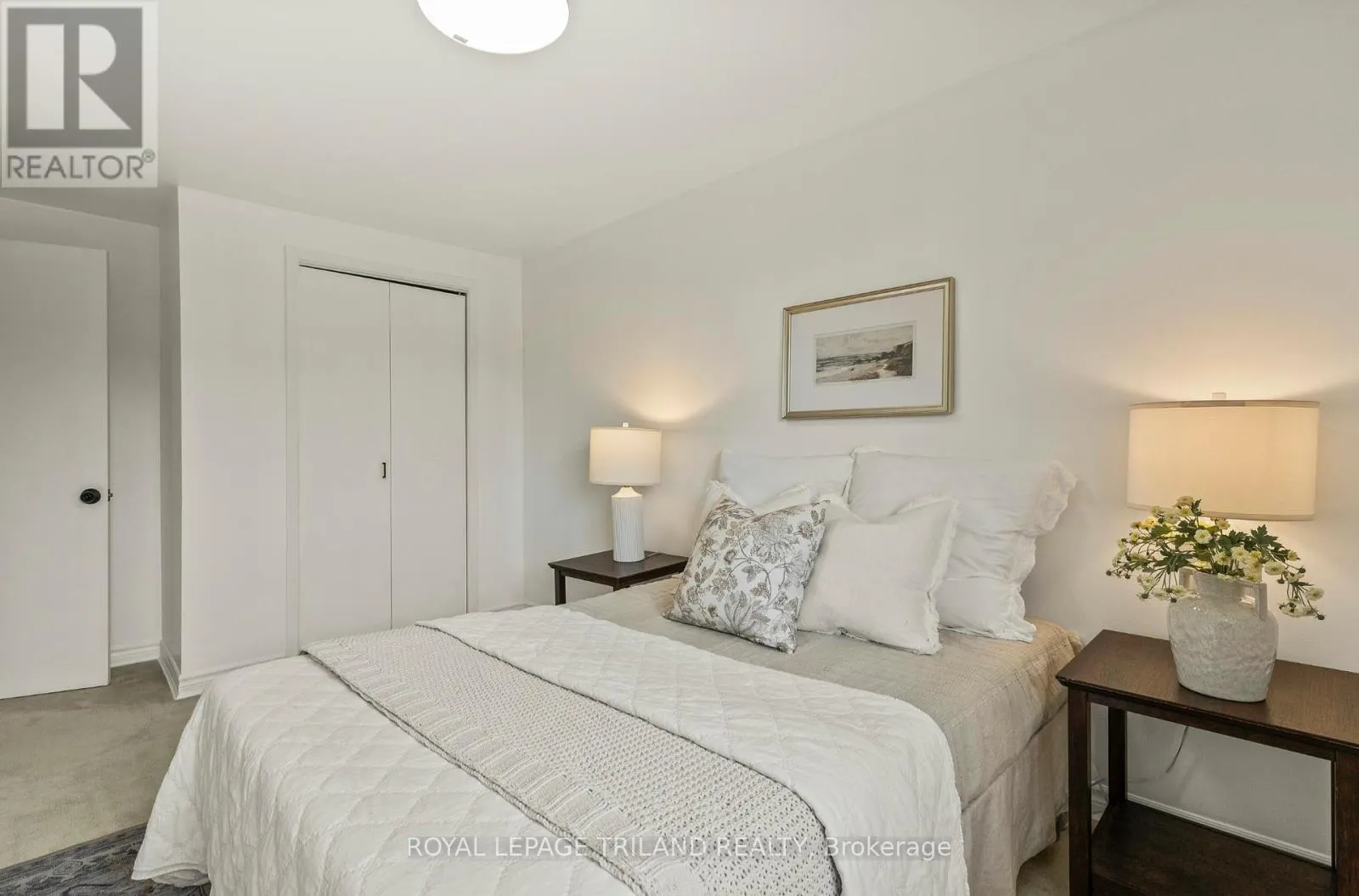 28 - 474 SOUTHDALE ROAD E, #28