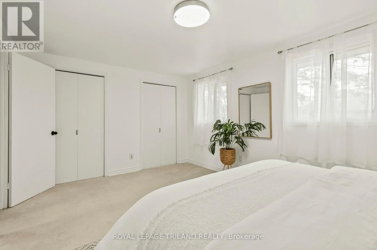 28 - 474 SOUTHDALE ROAD E, #28