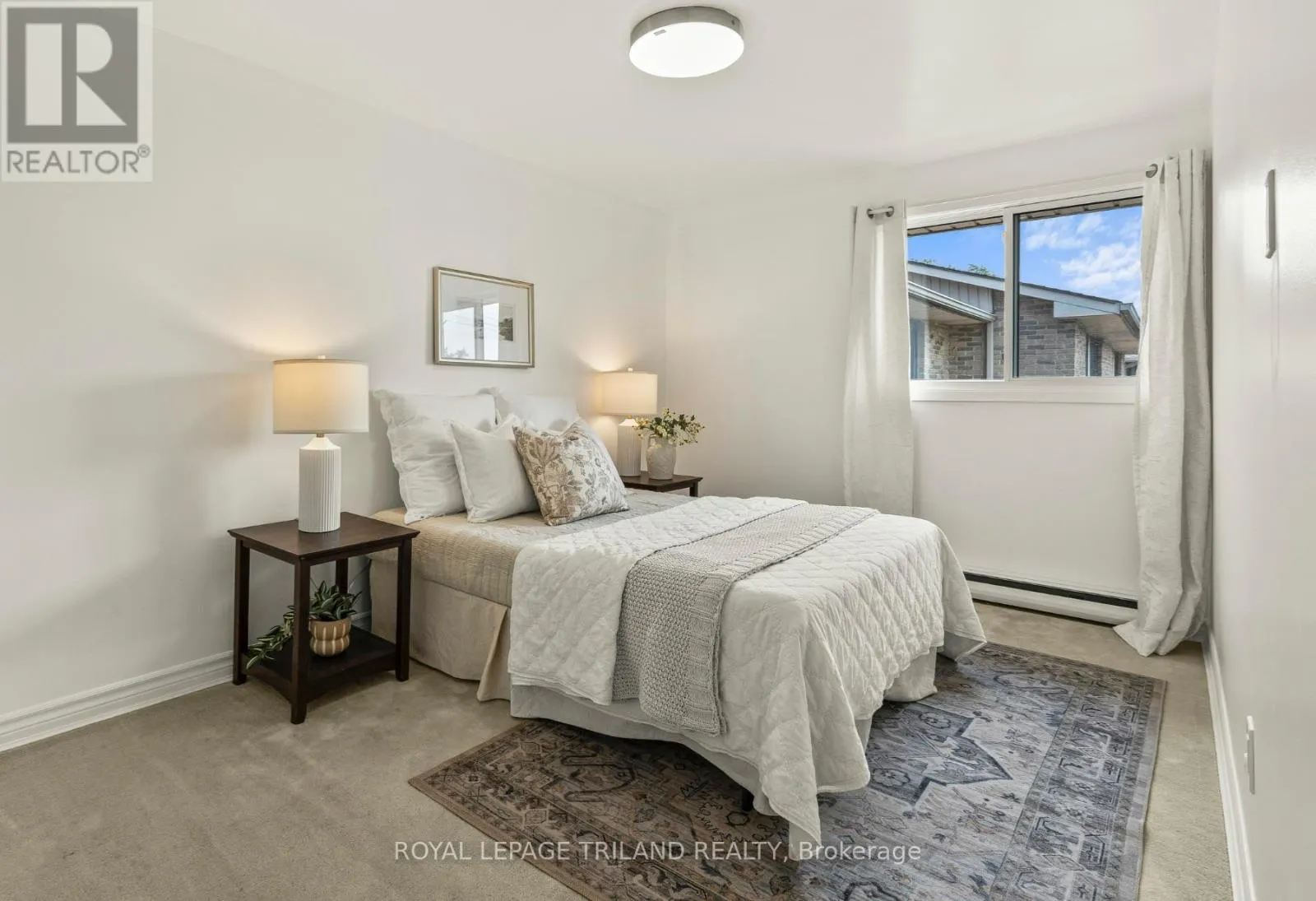 28 - 474 SOUTHDALE ROAD E, #28