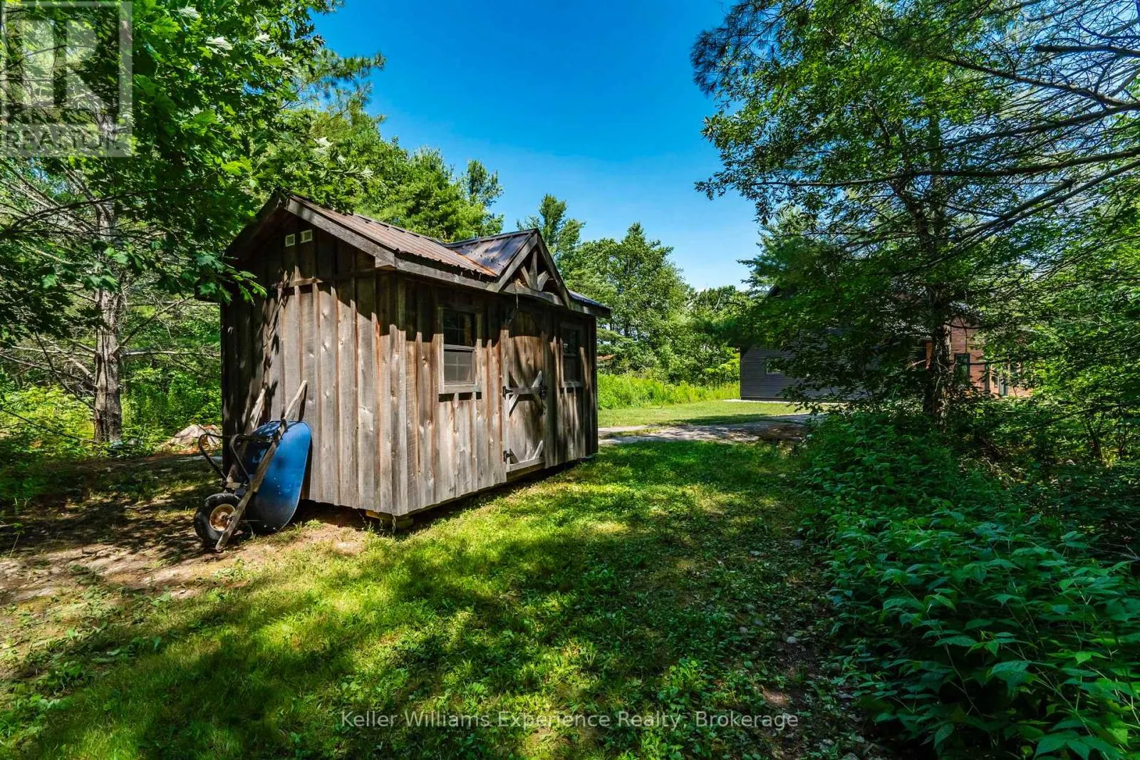753 HONEY HARBOUR ROAD