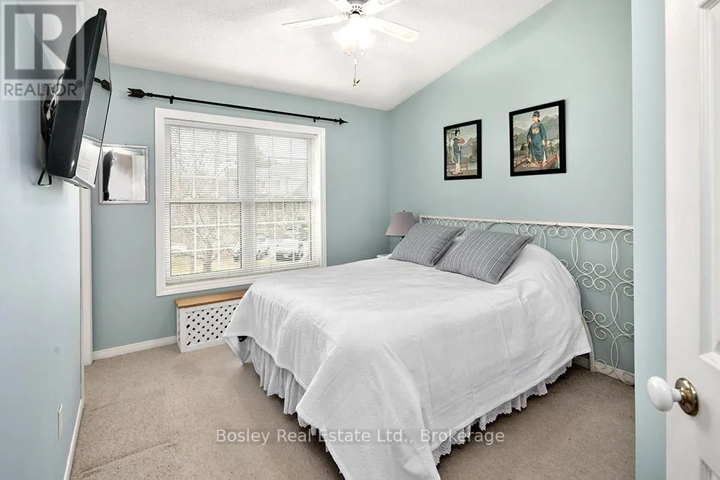 131 - 150 VICTORIA STREET S, #131