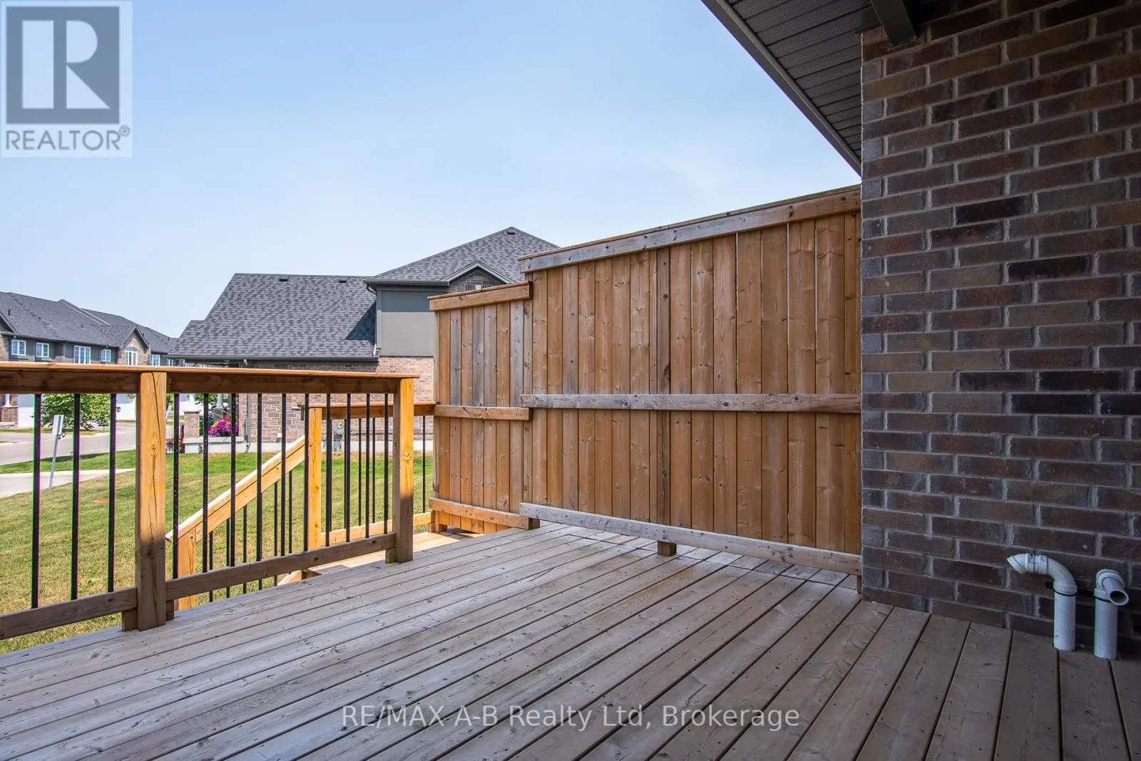 40 - 350 O'LOANE AVENUE, #40