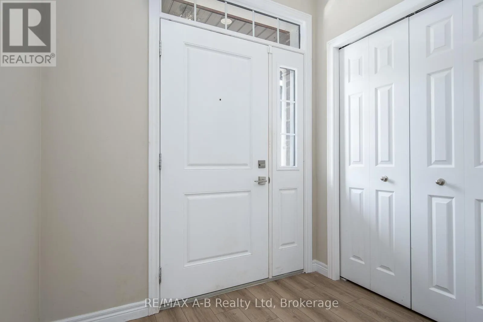 40 - 350 O'LOANE AVENUE, #40