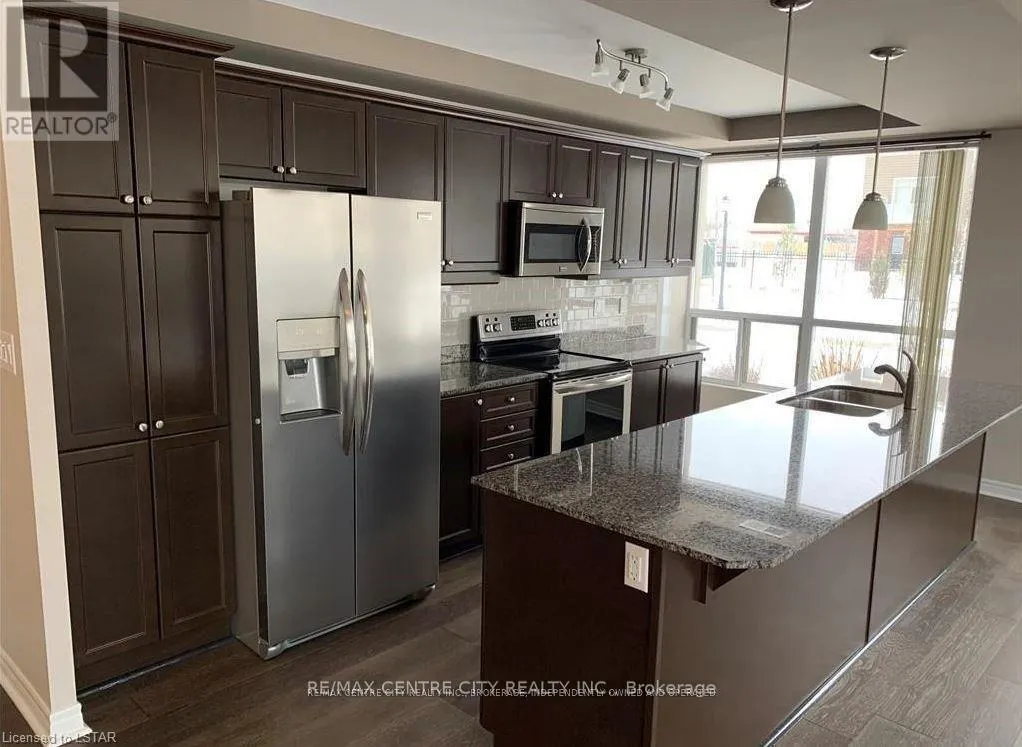 103 - 1030 CORONATION DRIVE, #103
